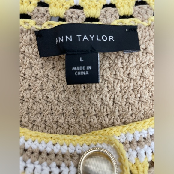 ANN TAYLOR crochet cardigan size L - Picture 7 of 12